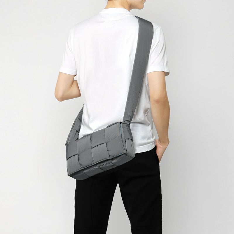 ボッテガ ヴェネタ ショルダーバッグ ミディアム