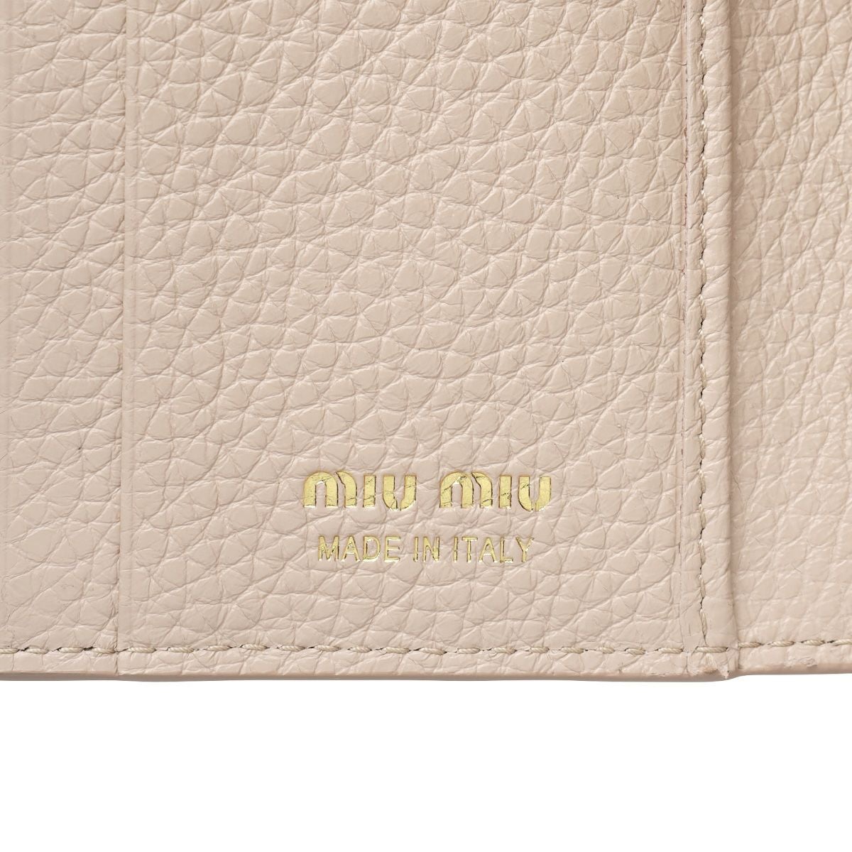 ミュウ ミュウ 三つ折り財布