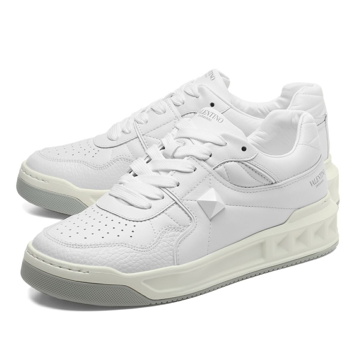 ヴァレンティノ スニーカー