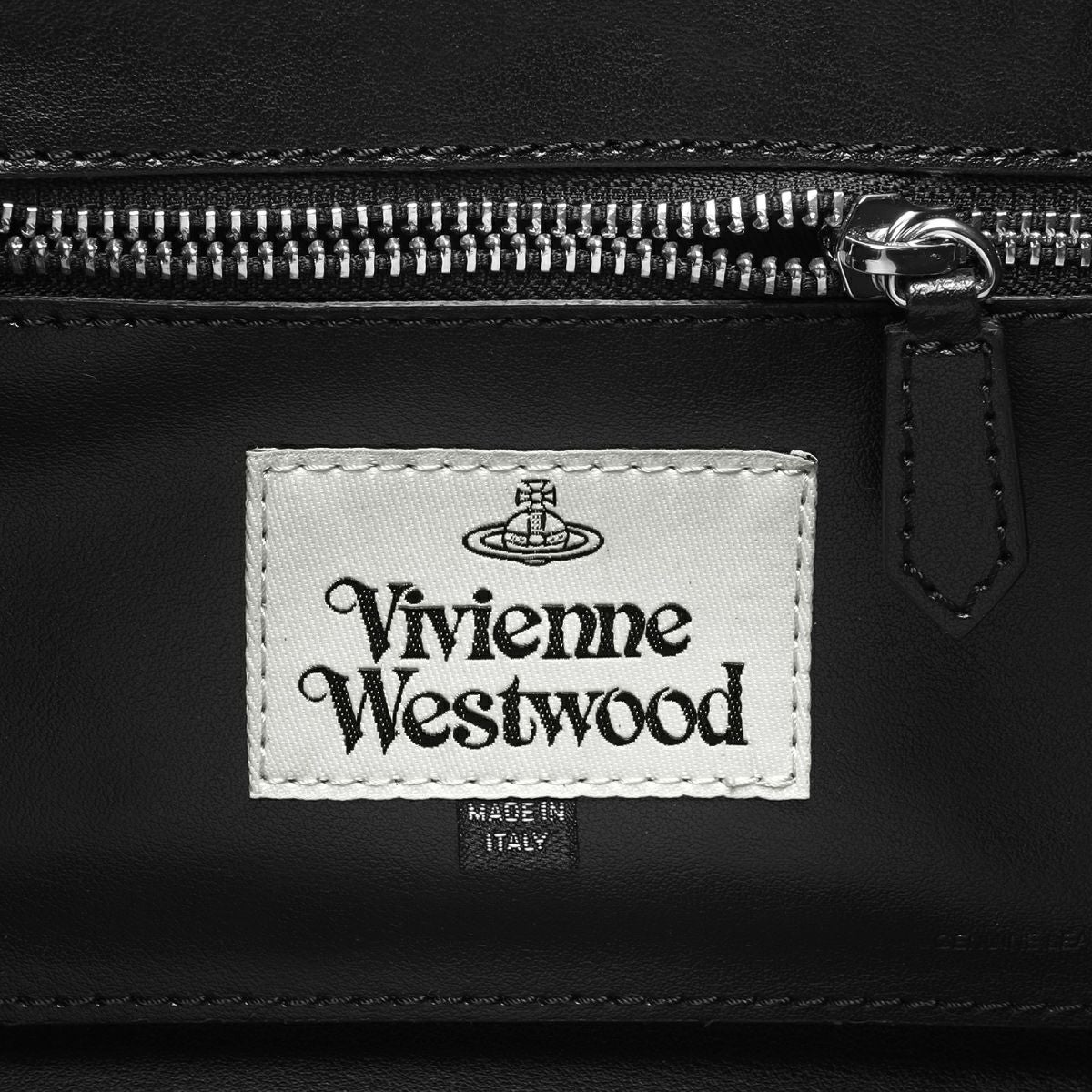 ヴィヴィアン ウエストウッド ショルダー付 ハンドバッグ ミディアム