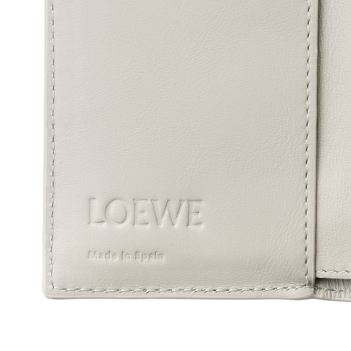 LOEWE 財布 C821TR2X08 1565 1769｜インポートショップDOUBLE